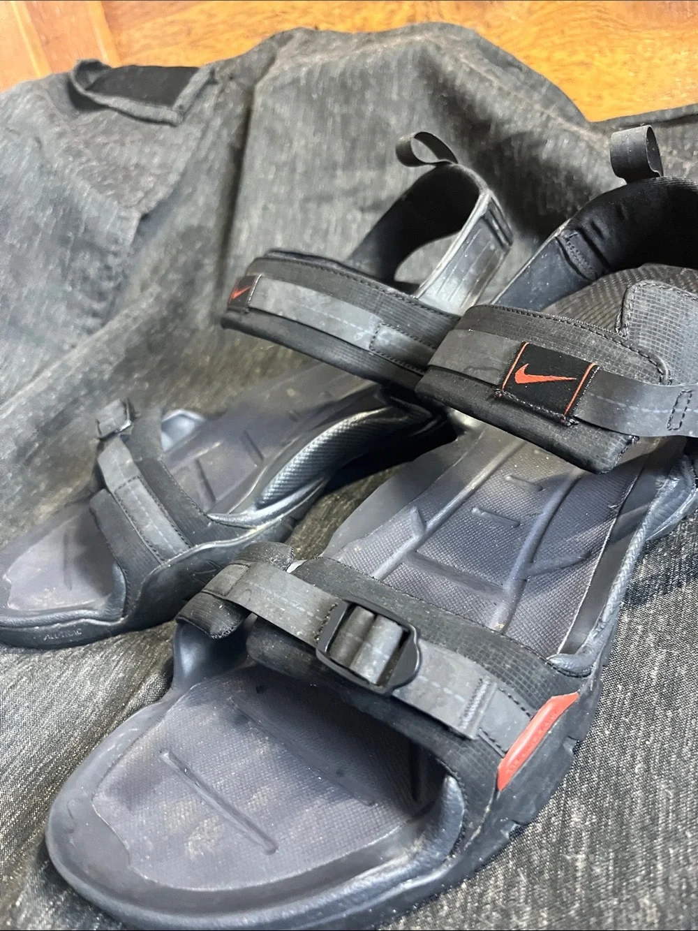 Nike Men’s ACG All TRAC Black and Dark Gray Adjustable Sport Sandals